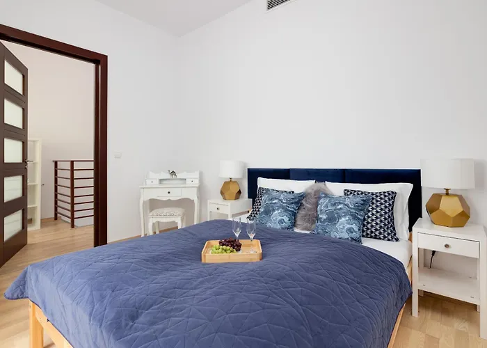 Spacious In With Parking And Seasonal Swimming Pool By Renters Prestige Appartement Wisełka